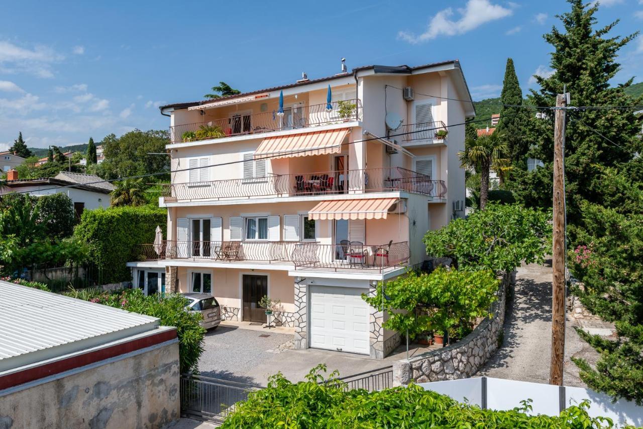 Apartments Melita Crikvenica Buitenkant foto