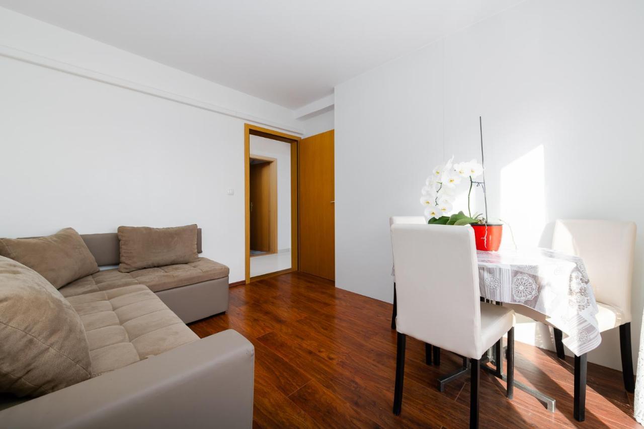 Apartments Melita Crikvenica Buitenkant foto