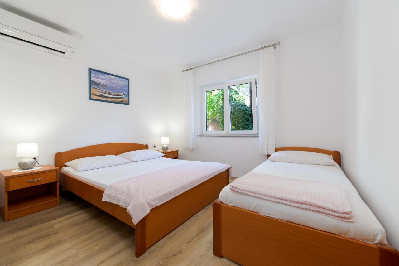 Apartments Melita Crikvenica Buitenkant foto